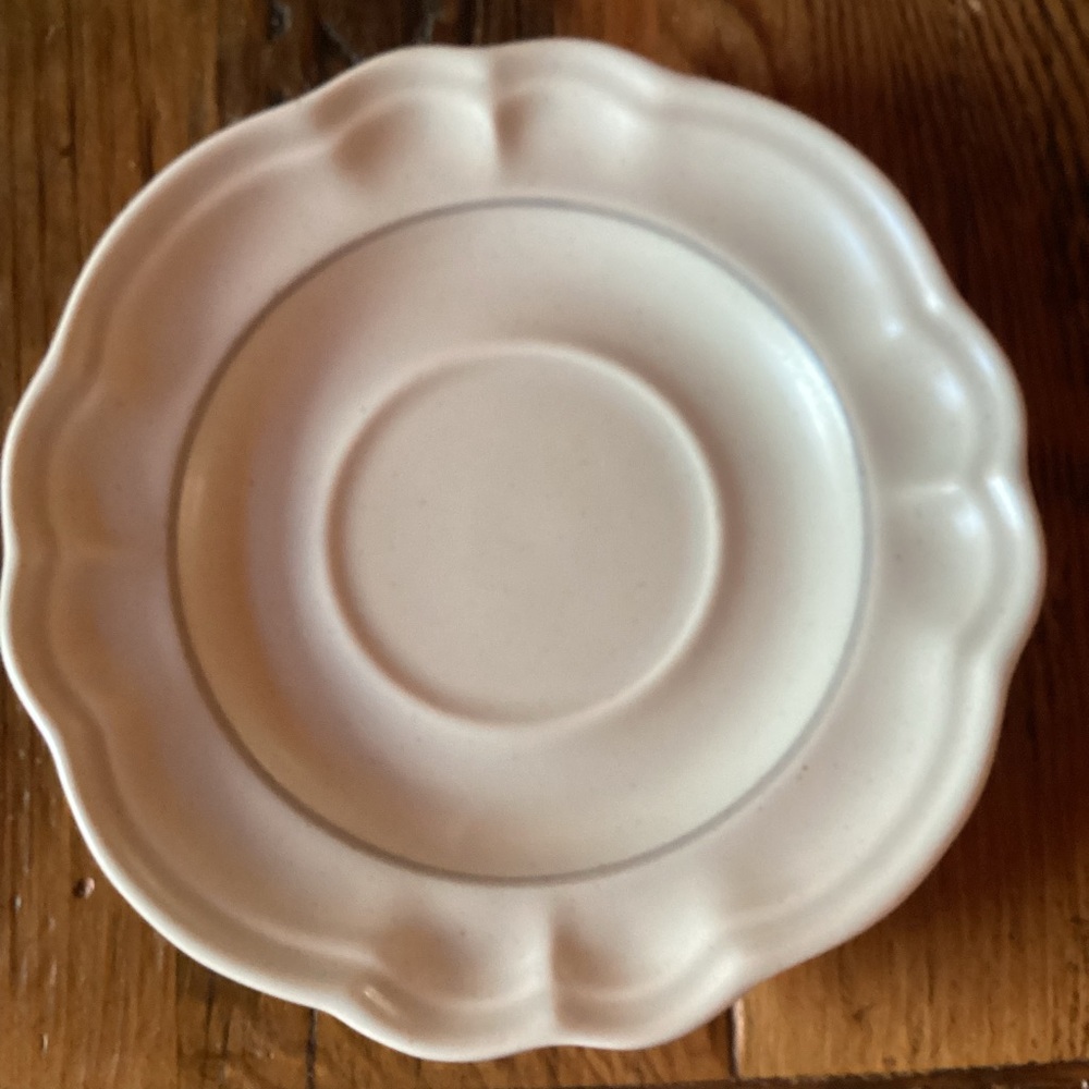 Pfaltzgraff Remembrance Stoneware Saucers - set of 6 - ivory with gray band